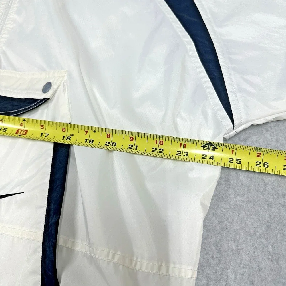 Nike vintage windbreaker